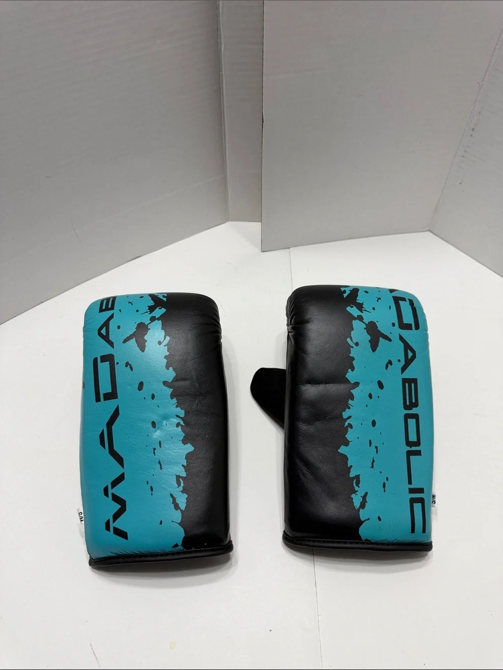 MADABOLIC Teal and Black Training Quick Boxing Gloves Size S/M